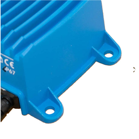 Victron Blue Smart IP67 Charger 24/5(1)