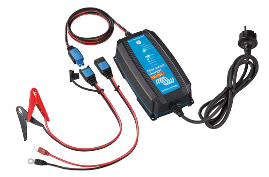 Victron Blue Smart IP65 Charger 12/15 230V CEE 7/16